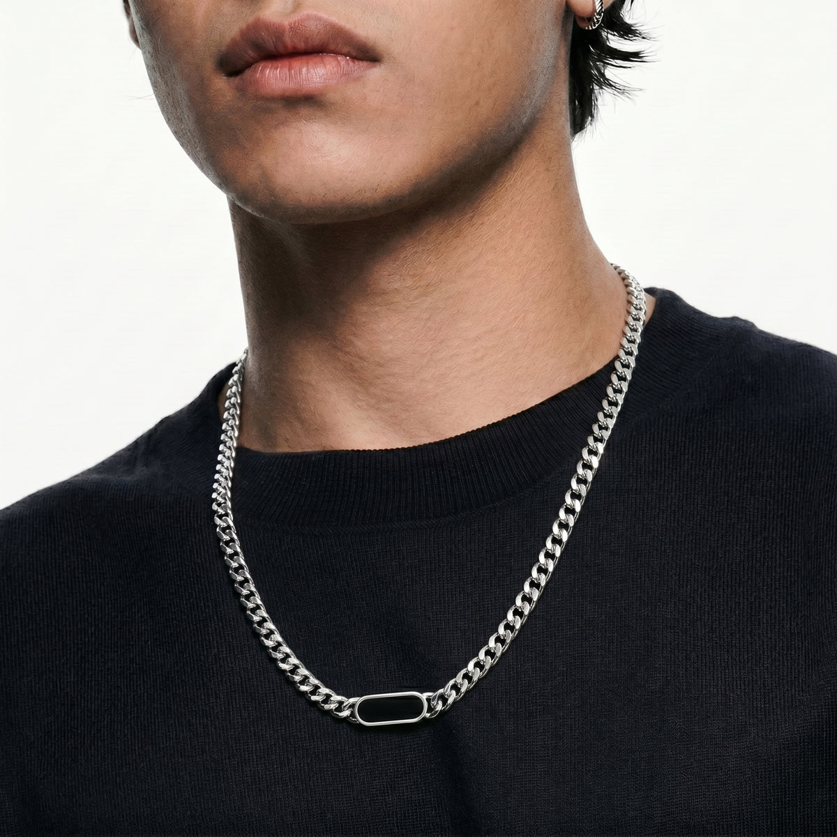 JULIAN Necklace