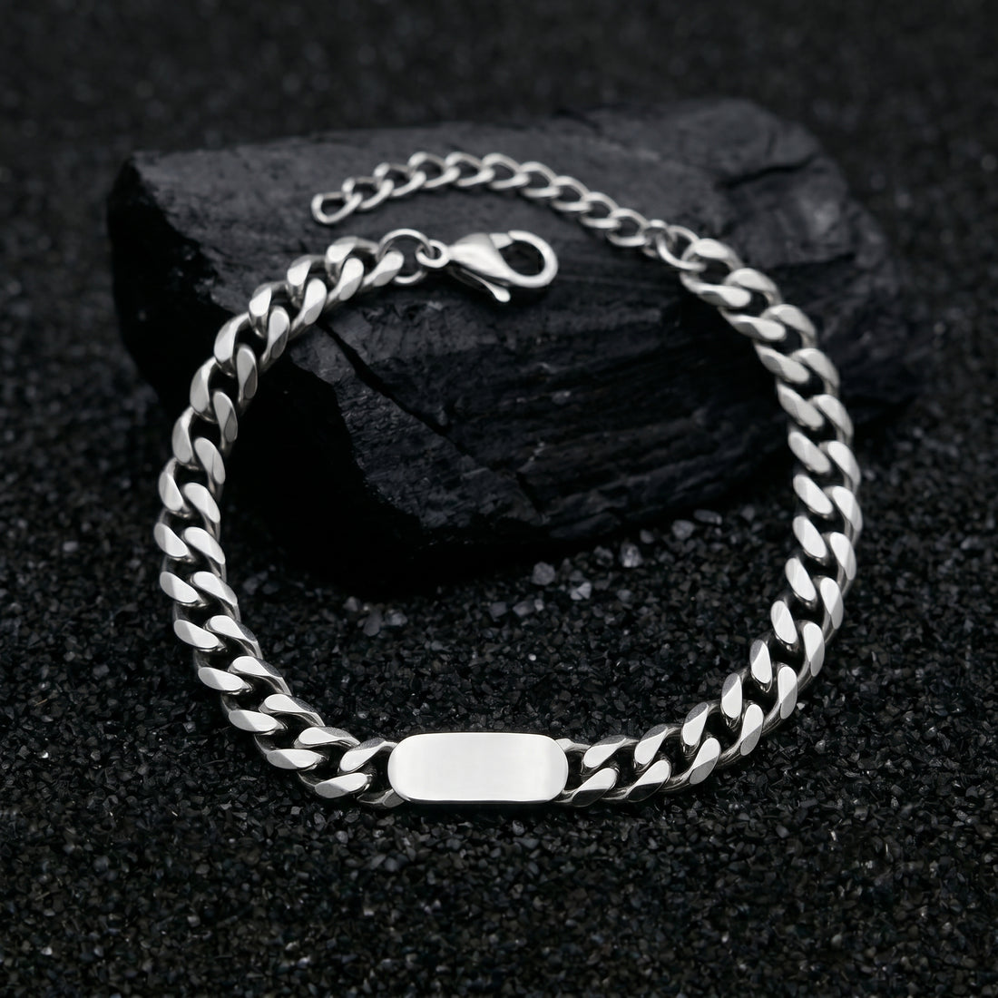 GRIFFIN bracelet detail close-up