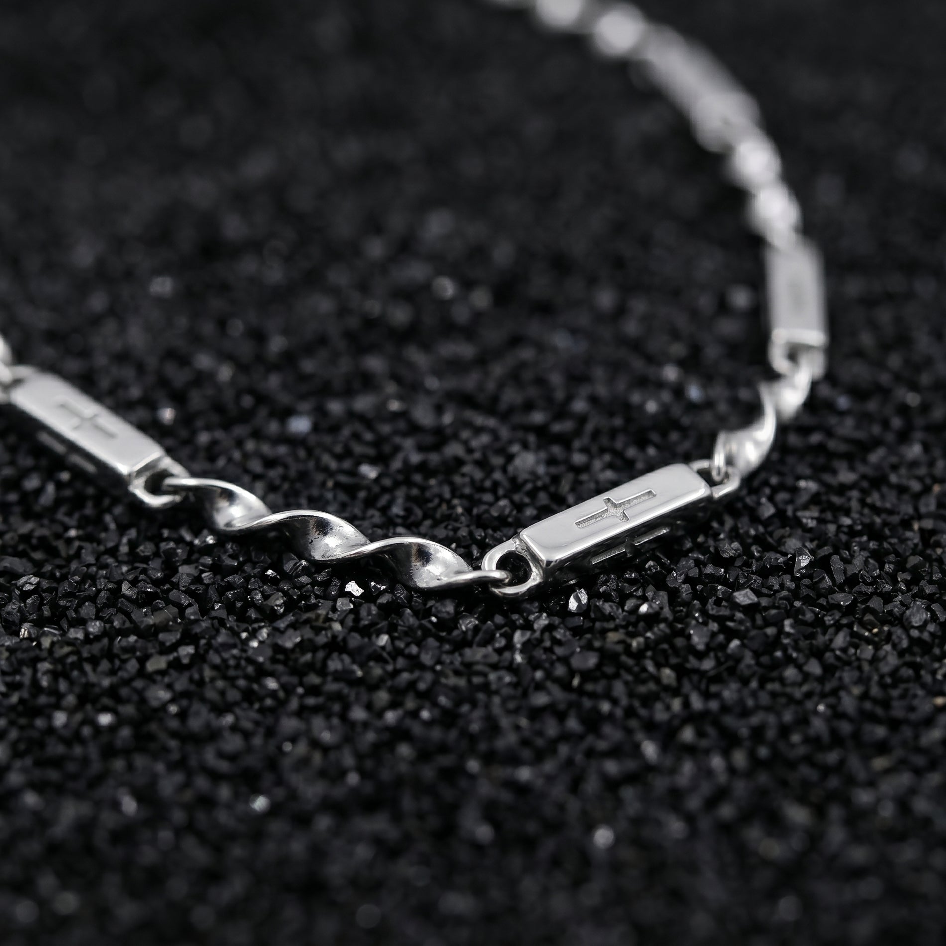 SILVAN Necklace