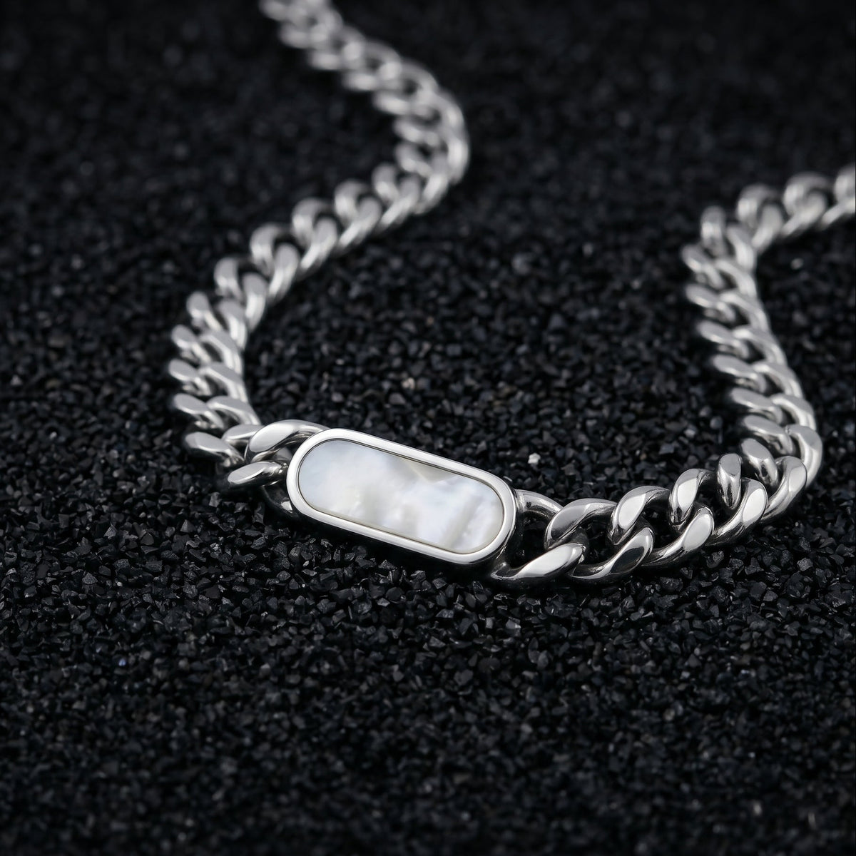 JULIAN Necklace