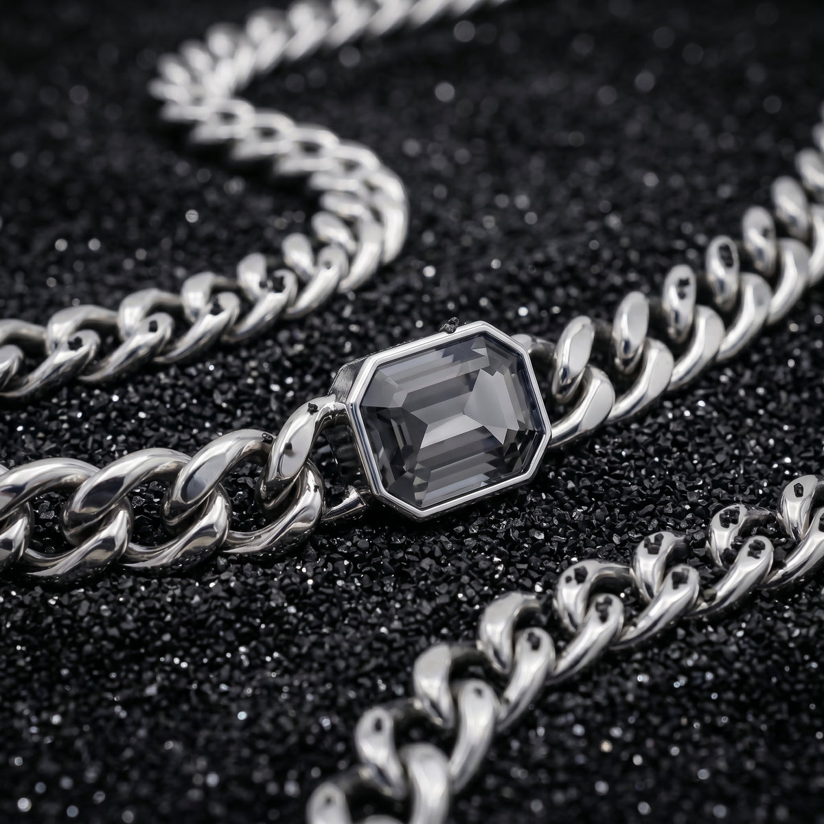 LINEA Necklace